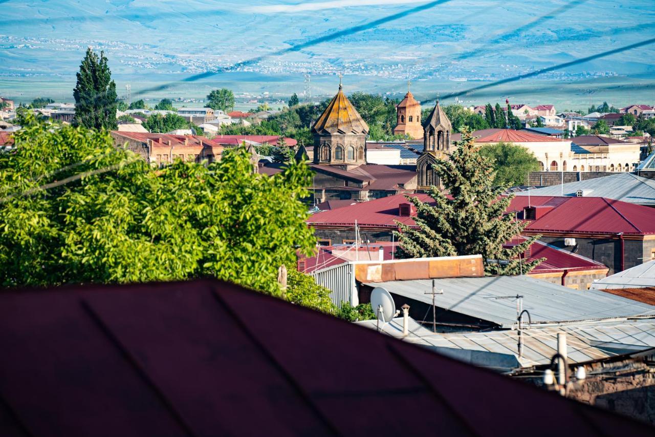 Kumayri Suite Balcony View Ґюмрі Екстер'єр фото