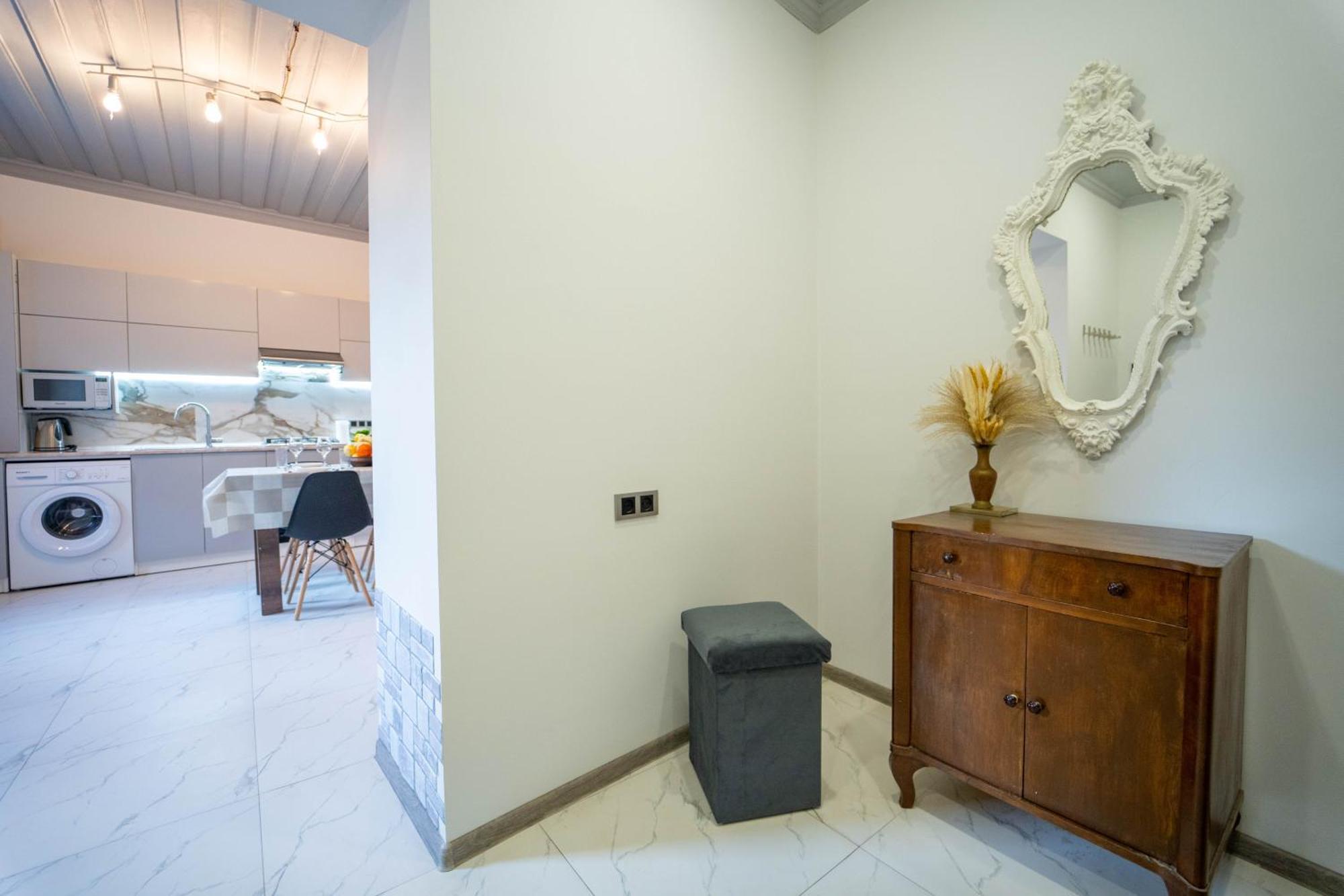 Kumayri Suite Balcony View Ґюмрі Екстер'єр фото